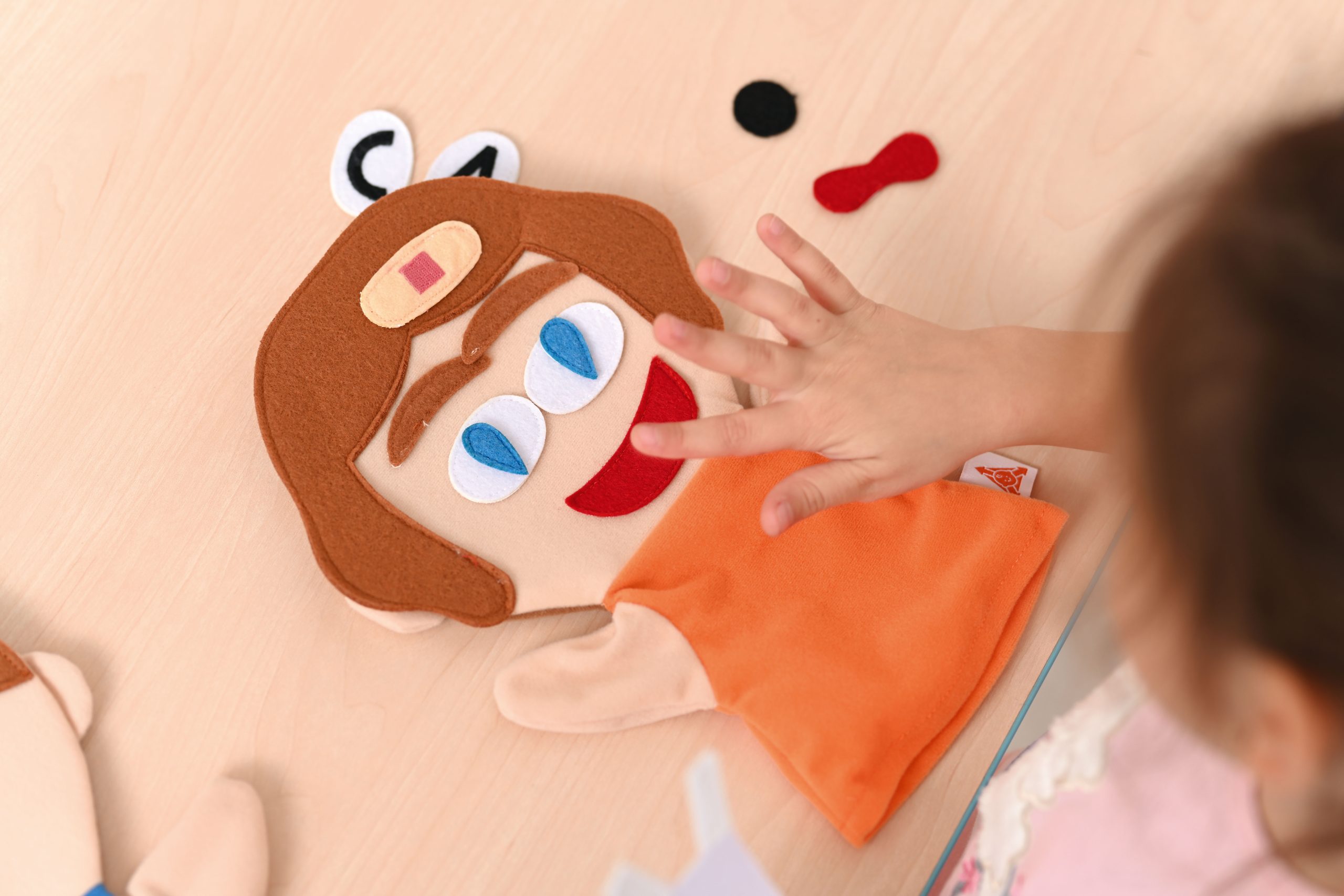 844012_f_23-scaled Manipuliacinės lelės Emocijos 844012 - Image 1