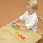 Montessori spalvų ir dydžių rūšiavimo dėlionė ME03881 - Image 8