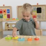 Montessori spalvų ir dydžių rūšiavimo dėlionė ME03881 - Image 9